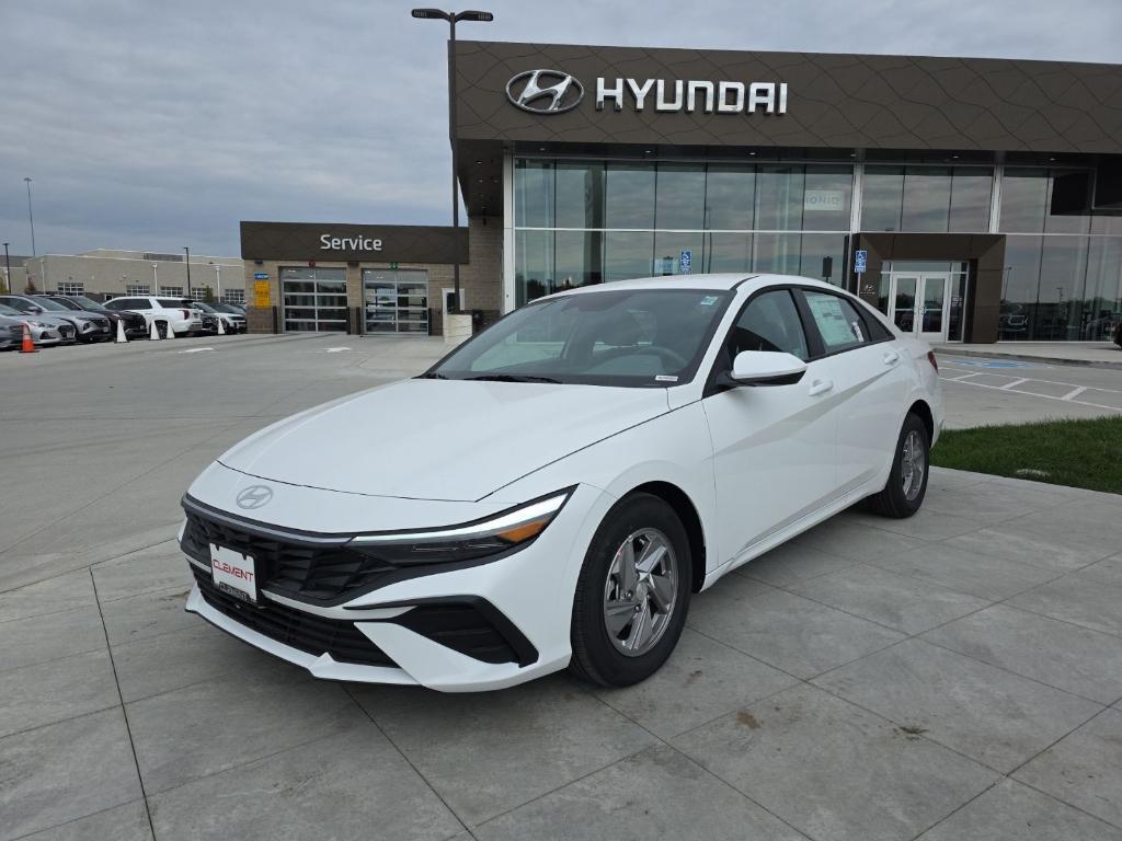 new 2025 Hyundai Elantra car, priced at $20,362