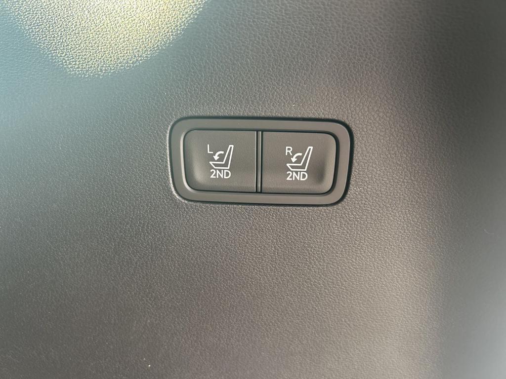 new 2025 Hyundai SANTA FE HEV car, priced at $43,719