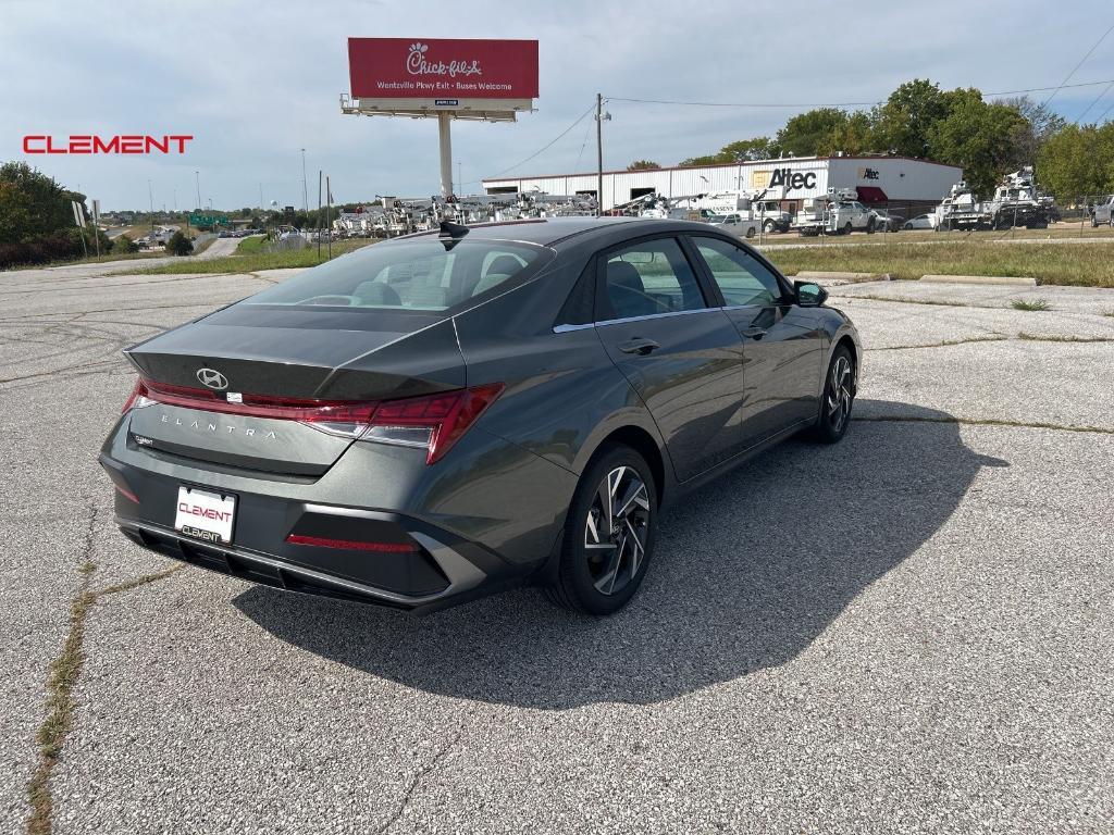 new 2024 Hyundai Elantra car, priced at $26,007