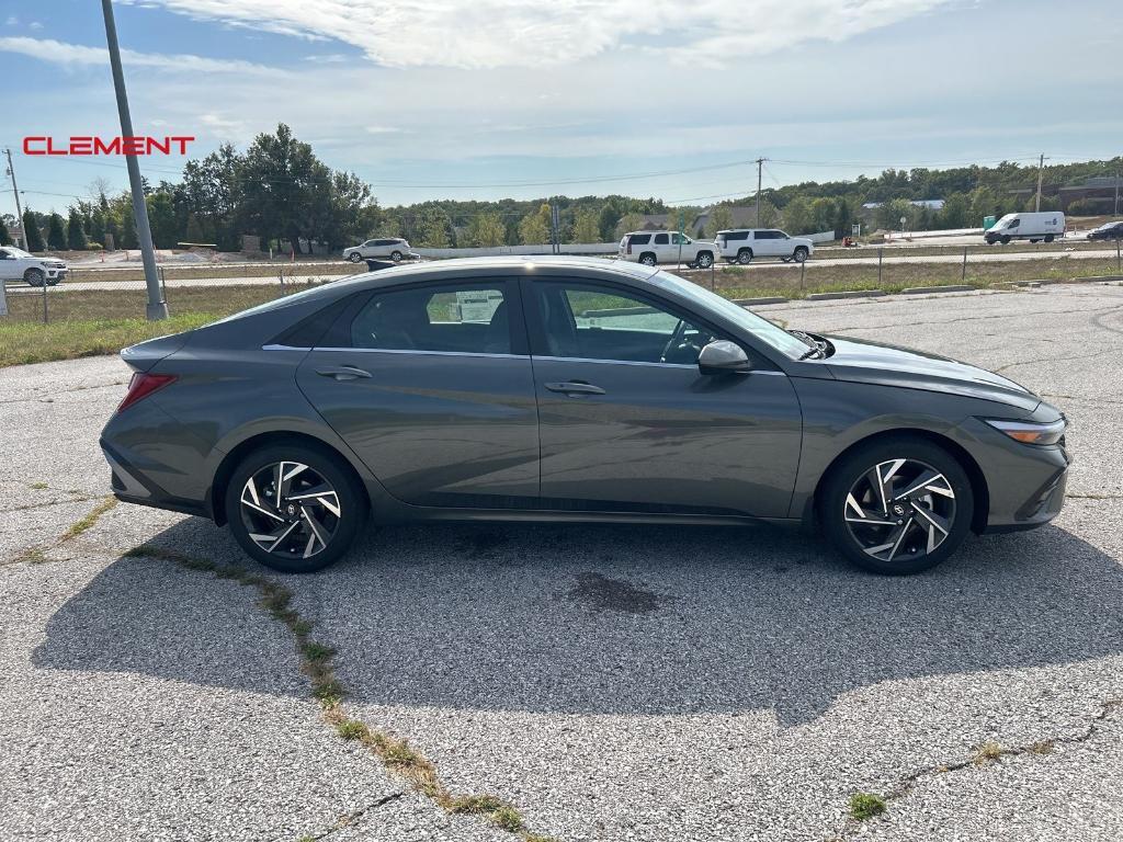 new 2024 Hyundai Elantra car, priced at $26,007