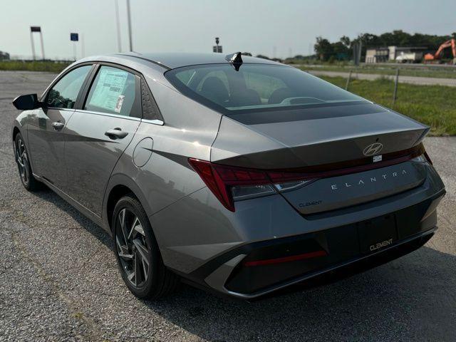 new 2024 Hyundai Elantra car, priced at $25,937