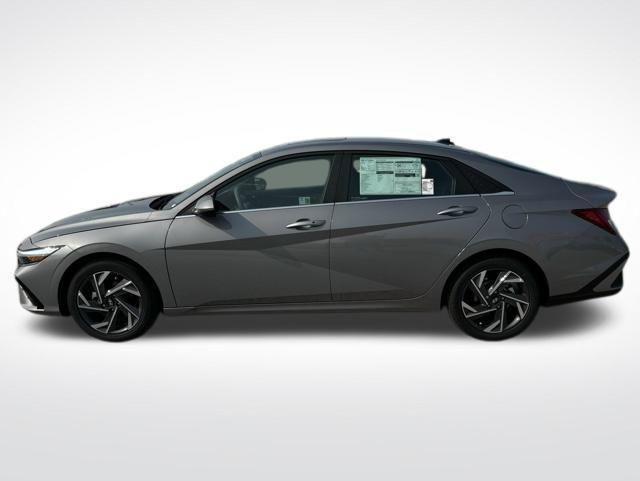 new 2024 Hyundai Elantra car, priced at $25,937