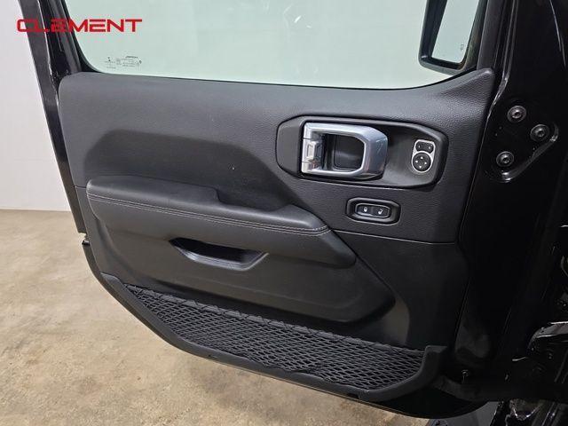used 2021 Jeep Gladiator car, priced at $33,500