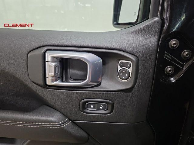 used 2021 Jeep Gladiator car, priced at $32,700