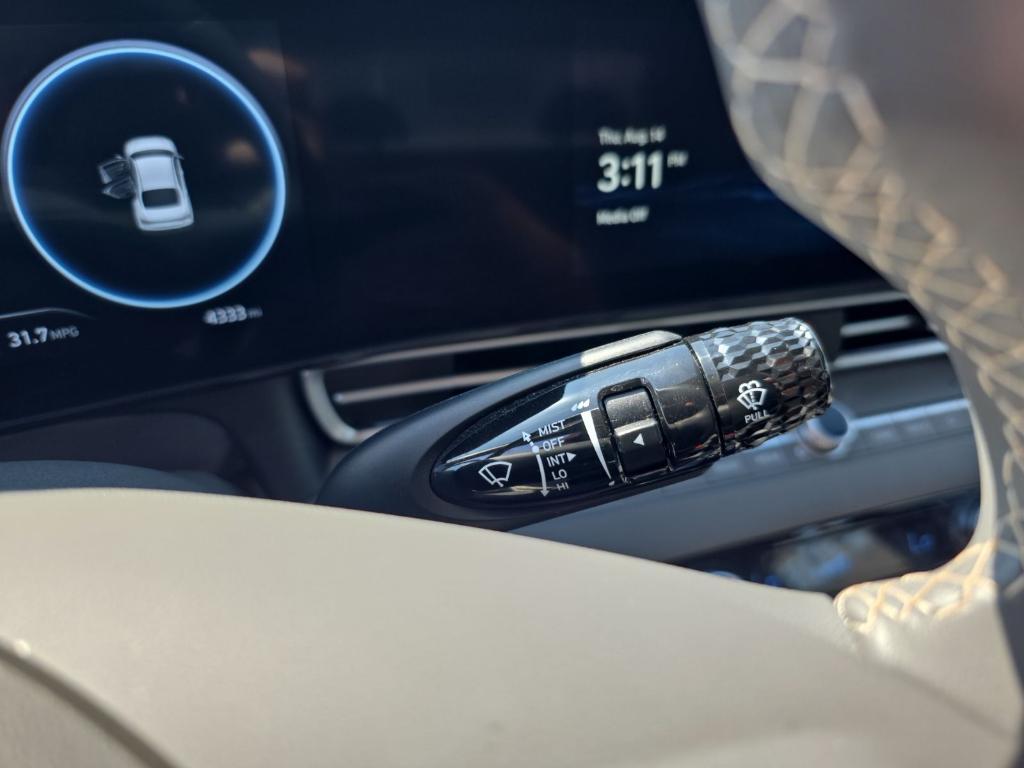 new 2025 Hyundai Elantra car, priced at $23,001