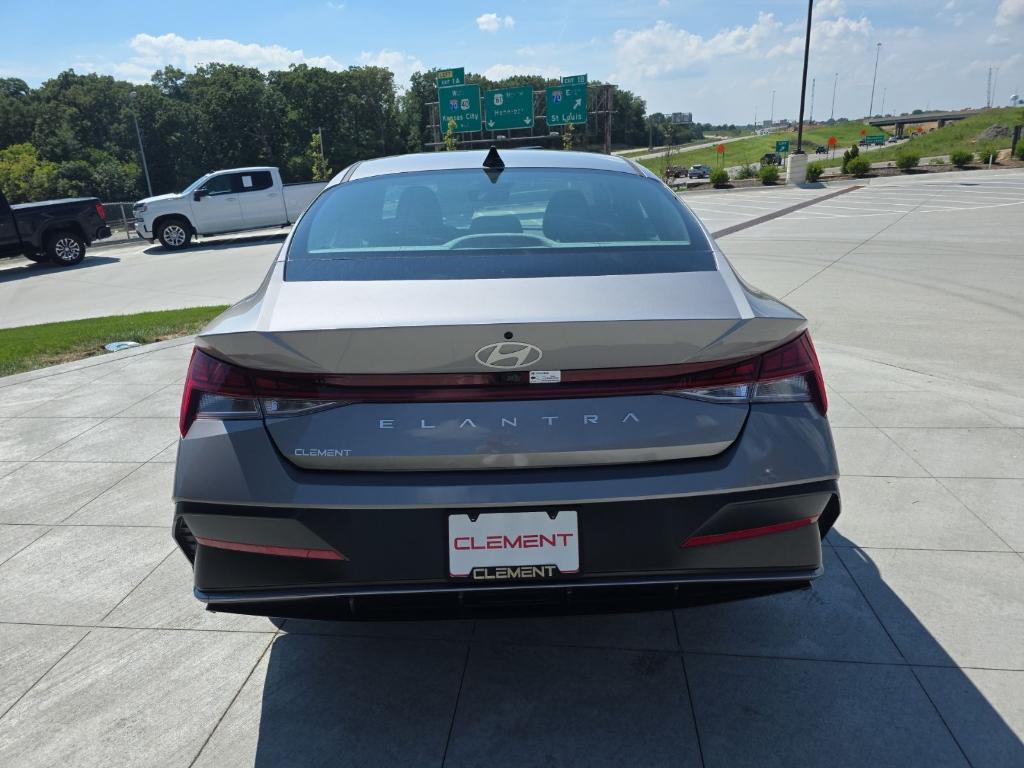 new 2025 Hyundai Elantra car, priced at $23,001