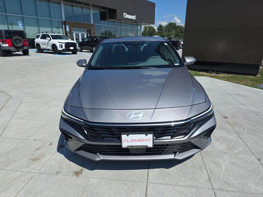 new 2025 Hyundai Elantra car, priced at $23,001