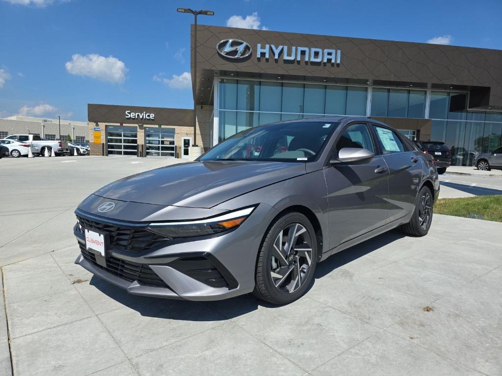 new 2025 Hyundai Elantra car, priced at $23,001