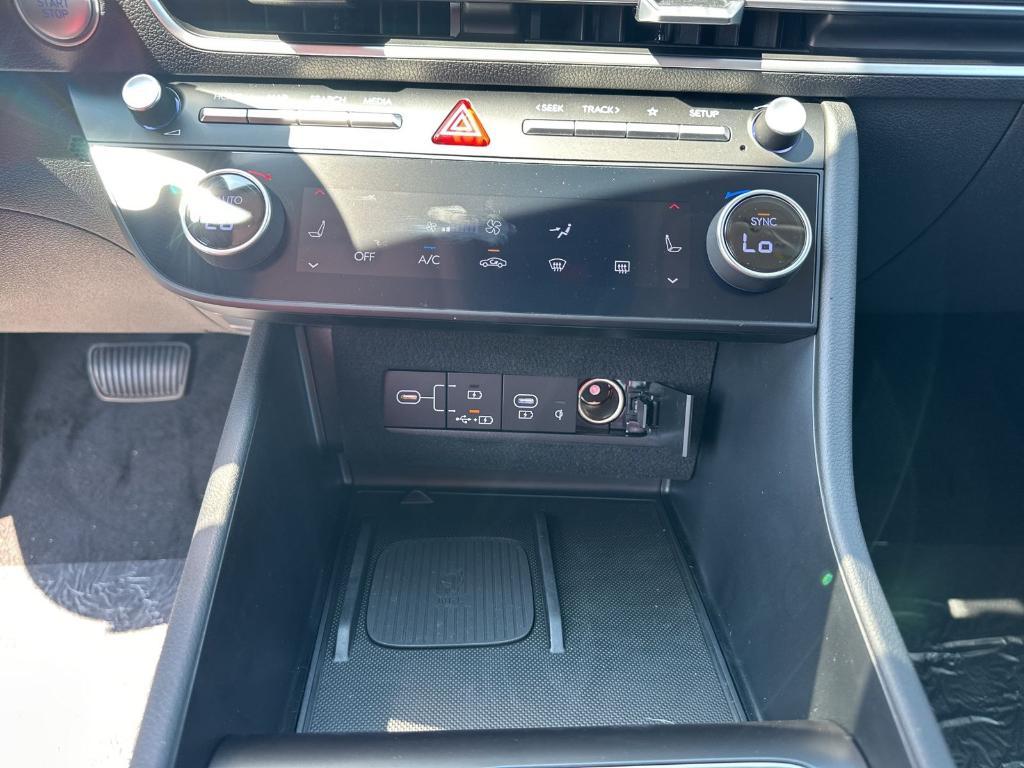 new 2024 Hyundai Sonata car, priced at $31,001