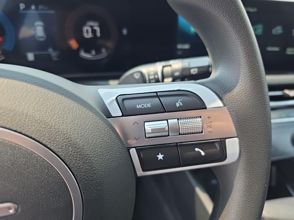new 2025 Hyundai Tucson car, priced at $29,118