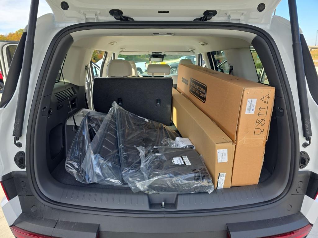 new 2026 Hyundai Santa Fe car, priced at $37,703