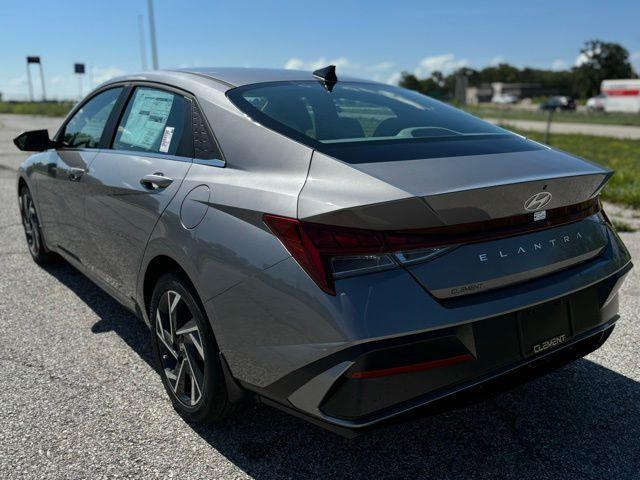 new 2024 Hyundai Elantra car, priced at $25,972