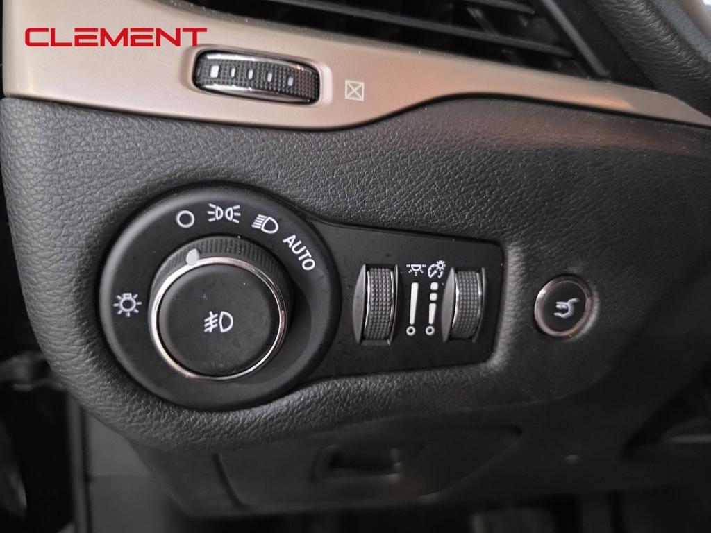 used 2018 Jeep Cherokee car, priced at $16,350