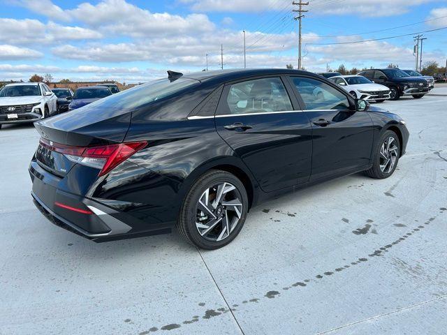 new 2025 Hyundai Elantra HEV car, priced at $29,692