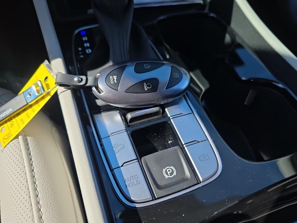 new 2026 Hyundai Tucson car, priced at $36,235