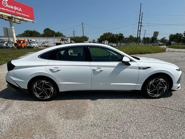 new 2024 Hyundai Sonata car, priced at $31,467