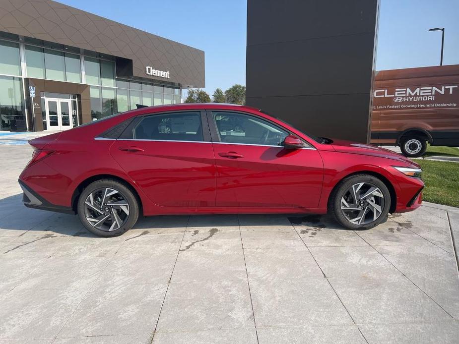 new 2025 Hyundai Elantra car, priced at $26,156