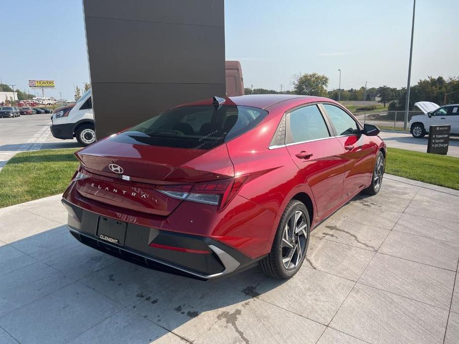 new 2025 Hyundai Elantra car, priced at $26,156