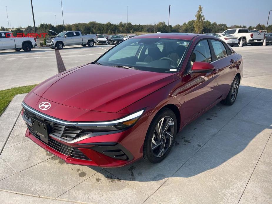 new 2025 Hyundai Elantra car, priced at $26,156