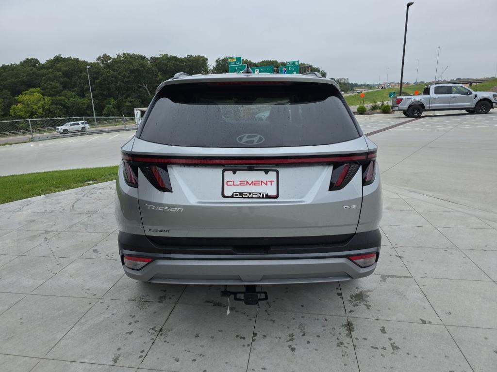new 2025 Hyundai Tucson car, priced at $32,153