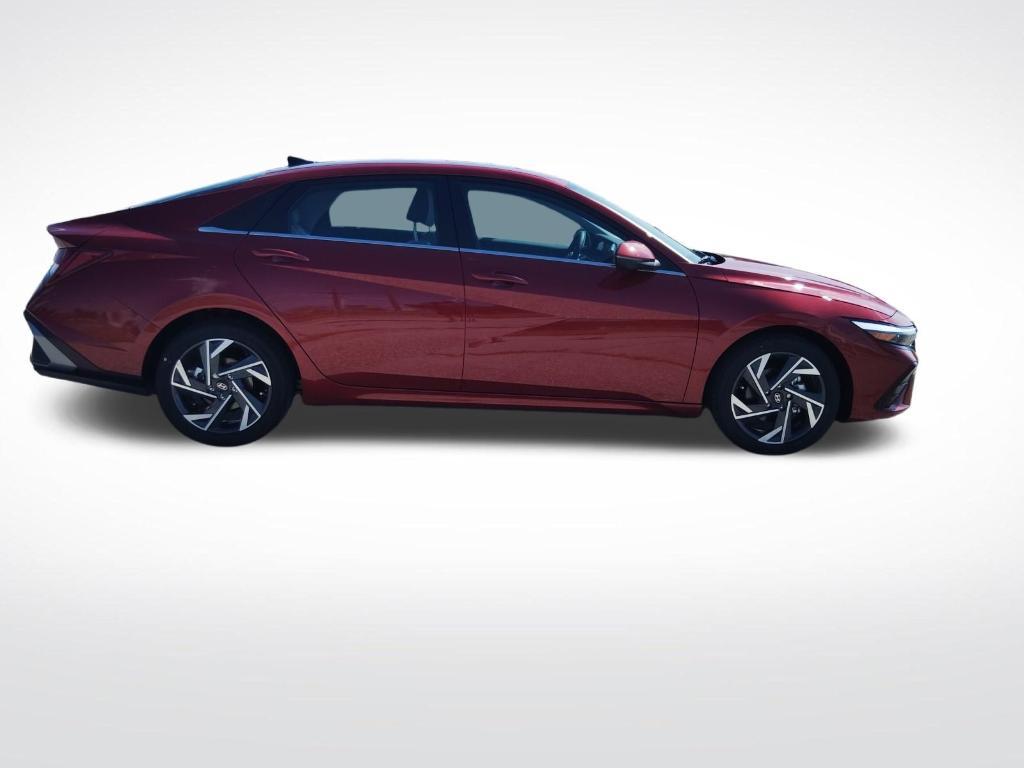 new 2024 Hyundai Elantra car, priced at $24,450