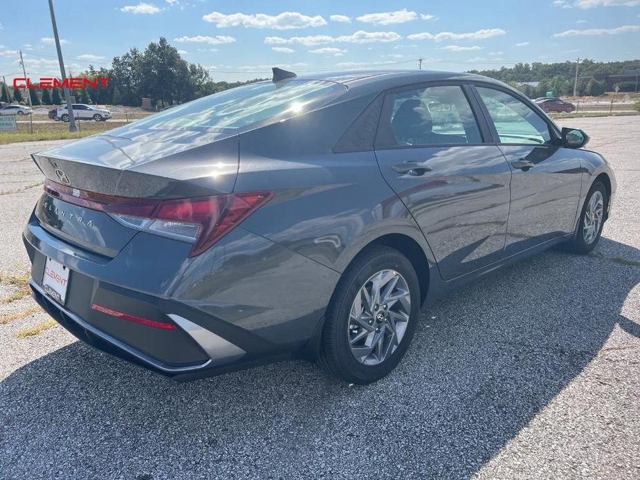 new 2024 Hyundai Elantra car, priced at $24,256