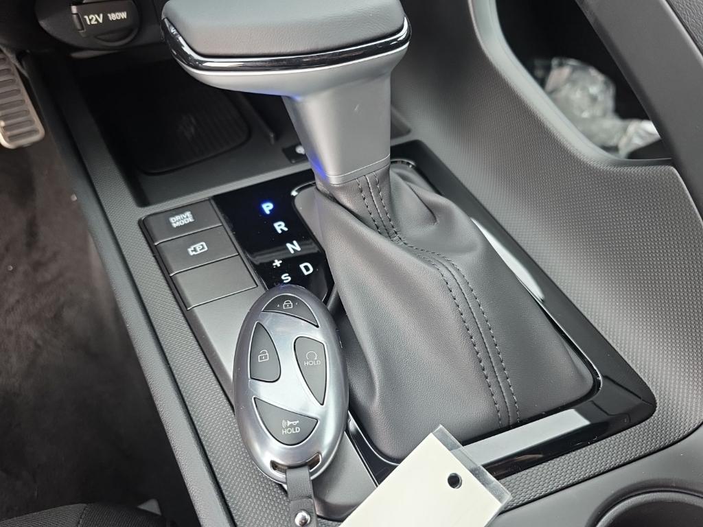 new 2025 Hyundai Elantra car, priced at $23,836