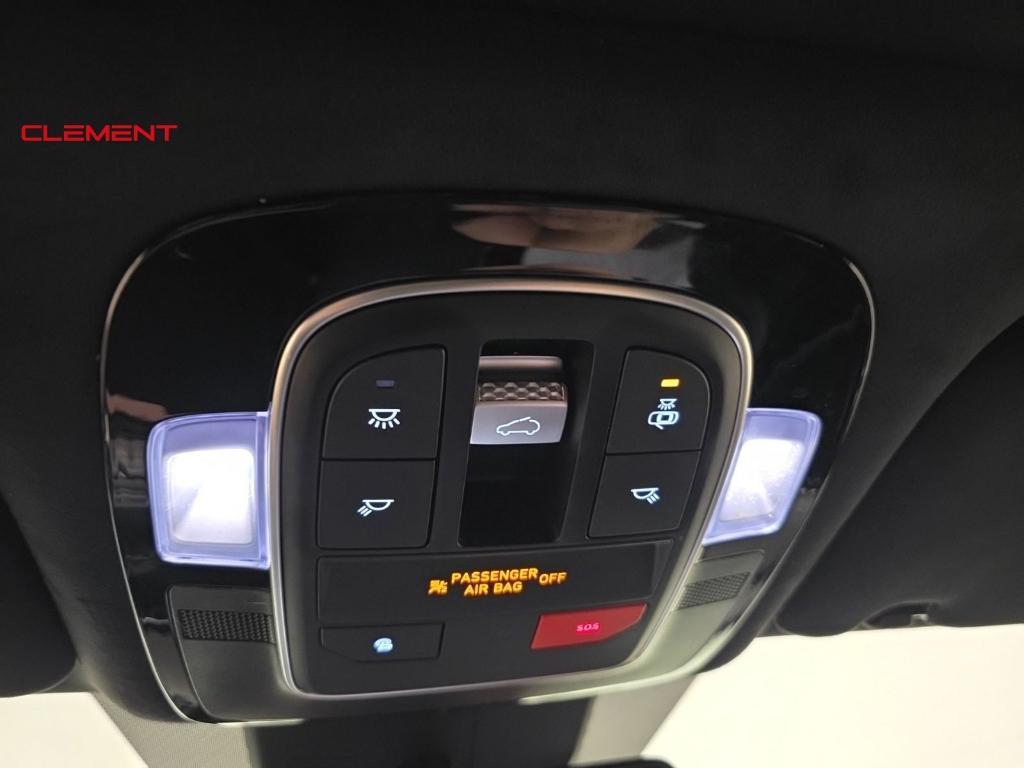 used 2022 Hyundai Santa Fe car, priced at $28,500