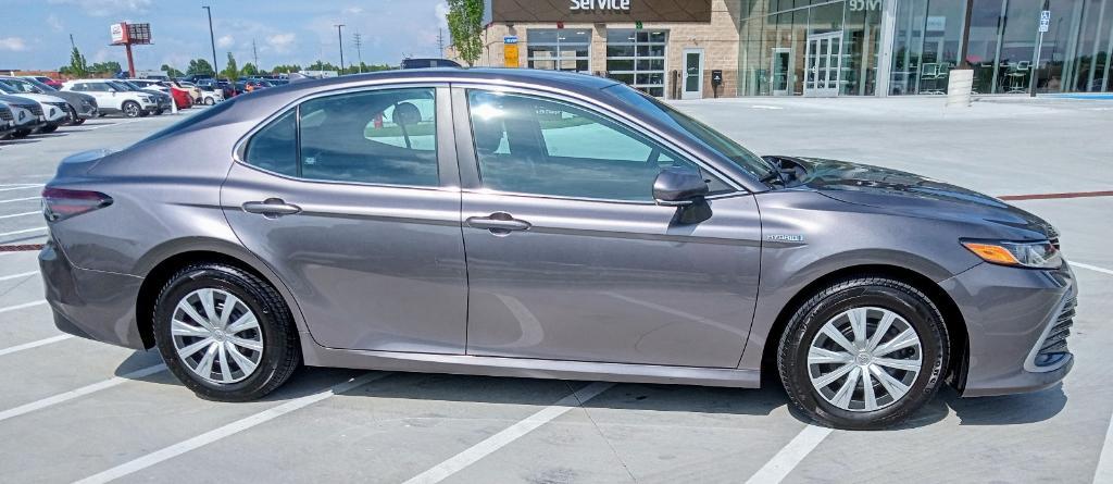 used 2021 Toyota Camry Hybrid car, priced at $20,800