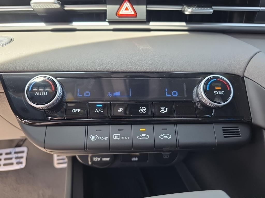 new 2025 Hyundai Elantra car, priced at $23,875