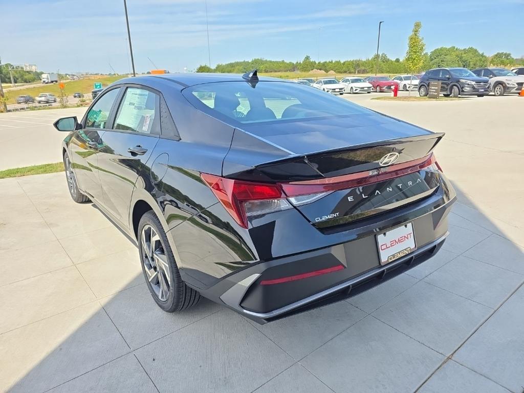 new 2025 Hyundai Elantra car, priced at $23,875