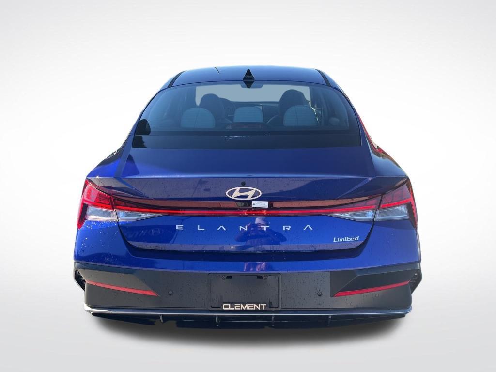 new 2024 Hyundai Elantra car, priced at $27,679