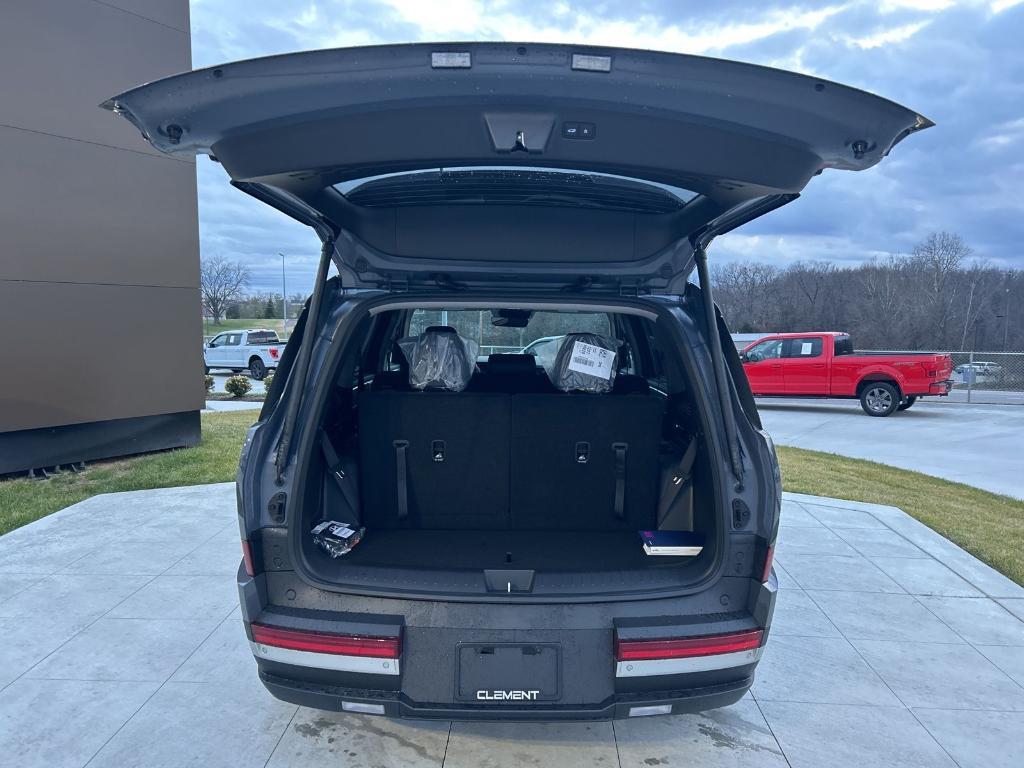 new 2025 Hyundai SANTA FE HEV car, priced at $43,674
