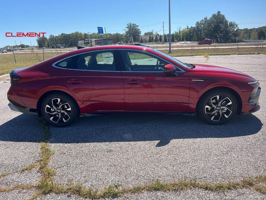 new 2024 Hyundai Sonata car, priced at $26,838