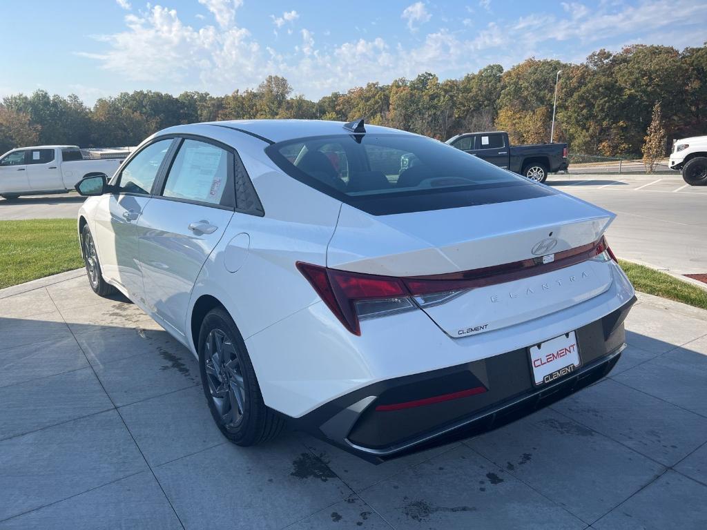 new 2024 Hyundai Elantra car, priced at $24,718