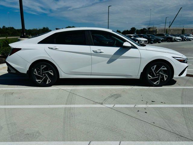 new 2024 Hyundai Elantra car, priced at $26,446