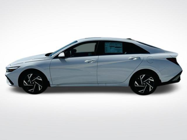 new 2024 Hyundai Elantra car, priced at $26,446