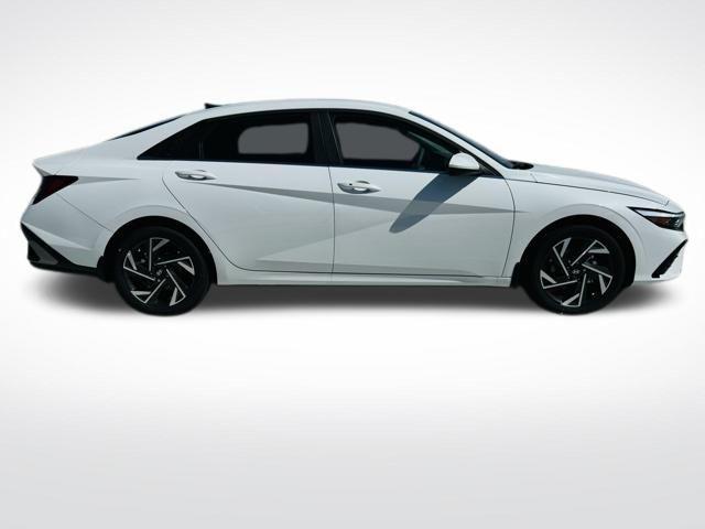 new 2024 Hyundai Elantra car, priced at $26,446