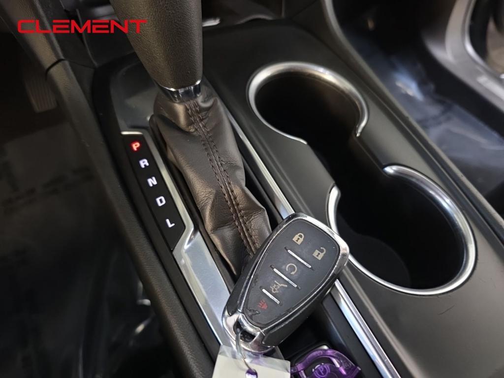 used 2021 Chevrolet Equinox car, priced at $20,500