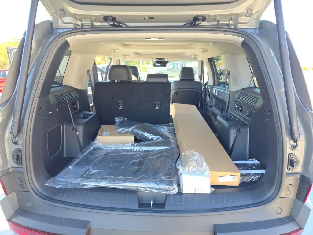 new 2026 Hyundai SANTA FE HEV car, priced at $44,761