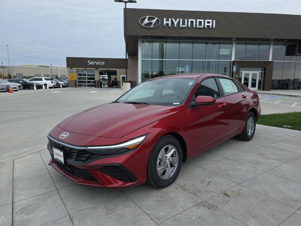 new 2025 Hyundai Elantra car, priced at $21,818