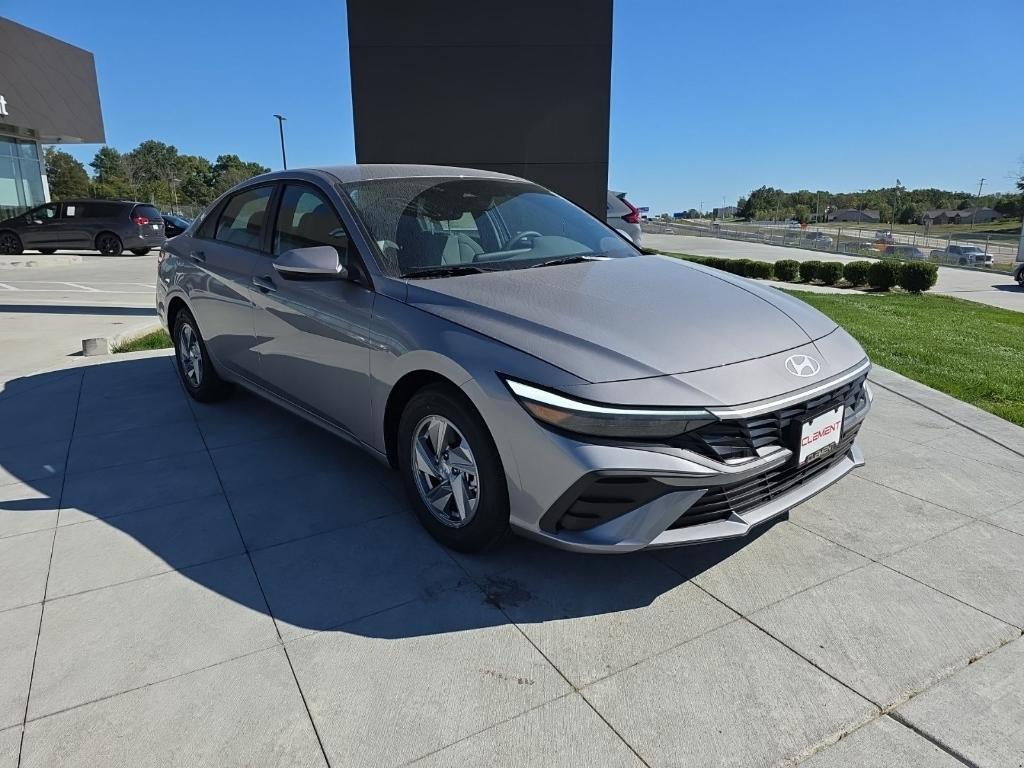 new 2025 Hyundai Elantra car, priced at $21,533