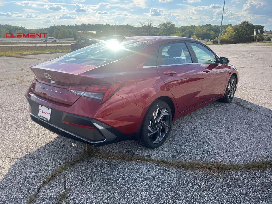 new 2024 Hyundai Elantra car, priced at $25,972