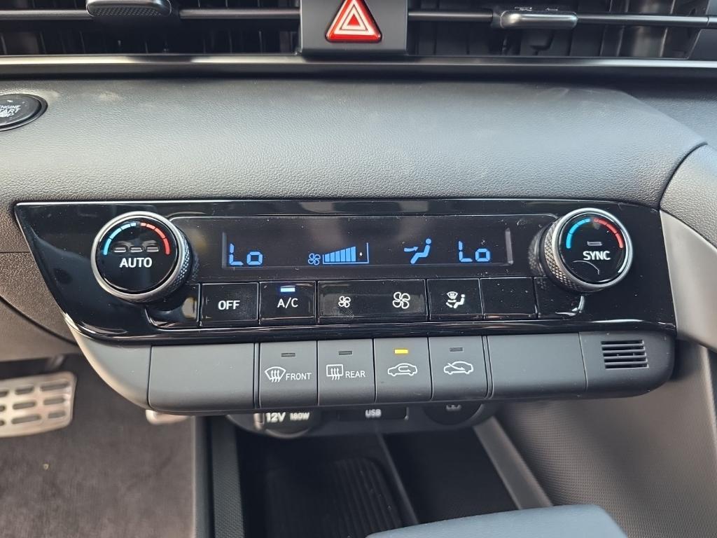 new 2025 Hyundai Elantra car, priced at $21,369