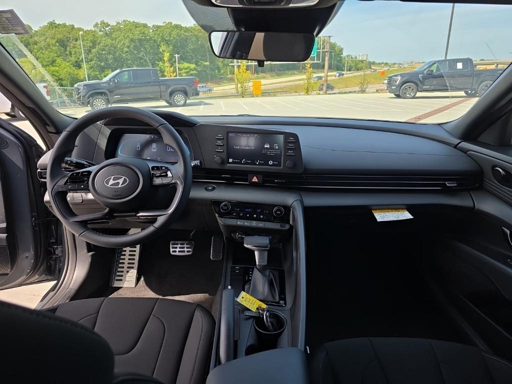 new 2025 Hyundai Elantra car, priced at $21,369