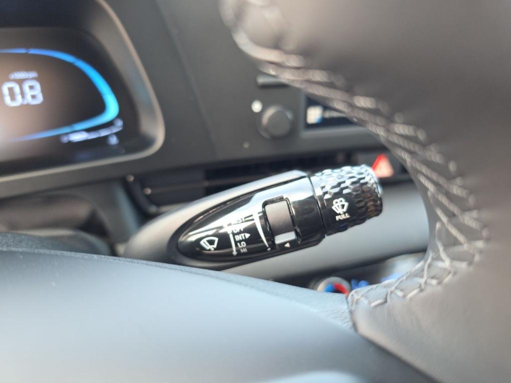 new 2025 Hyundai Elantra car, priced at $21,369