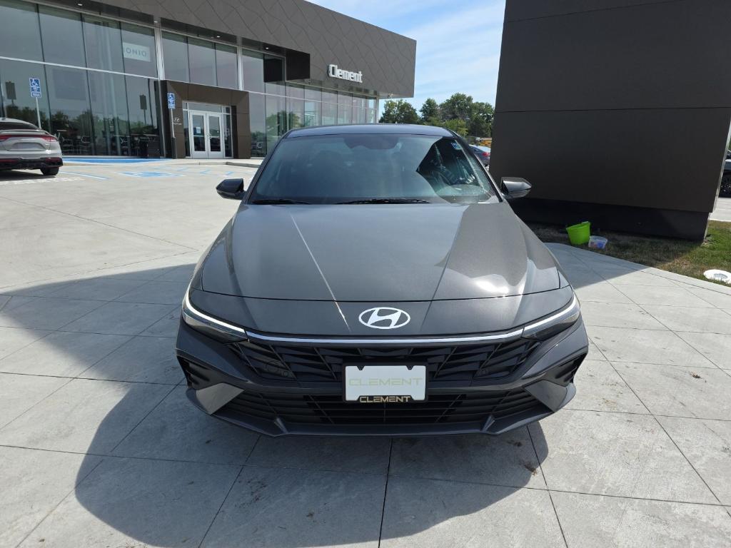 new 2025 Hyundai Elantra car, priced at $21,369