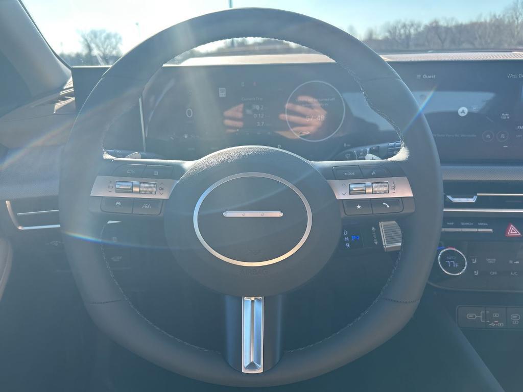 new 2025 Hyundai Sonata Hybrid car, priced at $37,640