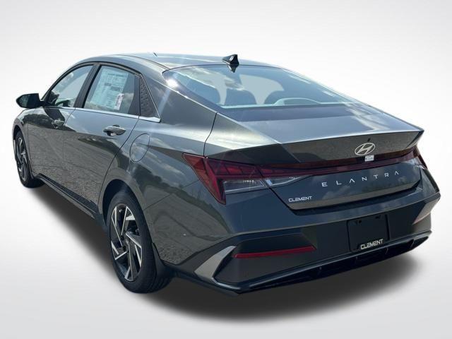 new 2024 Hyundai Elantra car, priced at $25,986