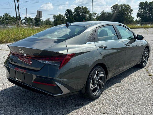 new 2024 Hyundai Elantra car, priced at $25,986